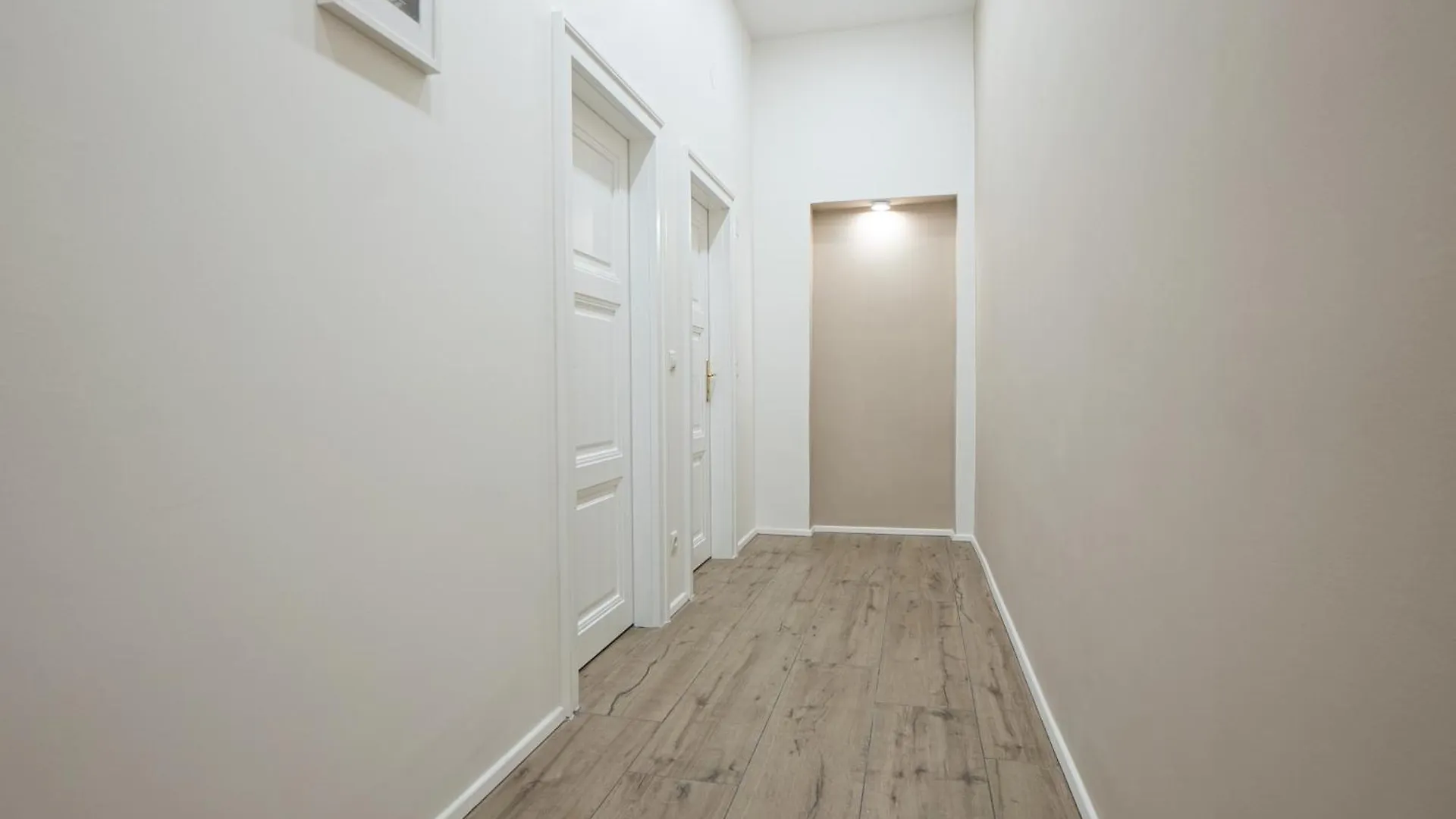 71M² Modern Apartment In The Heart Of The City Vienna Austria