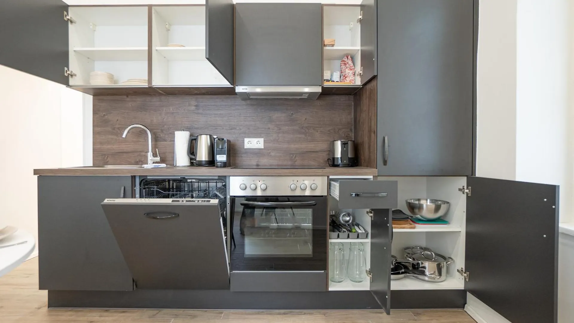 71M² Modern Apartment In The Heart Of The City Vienna