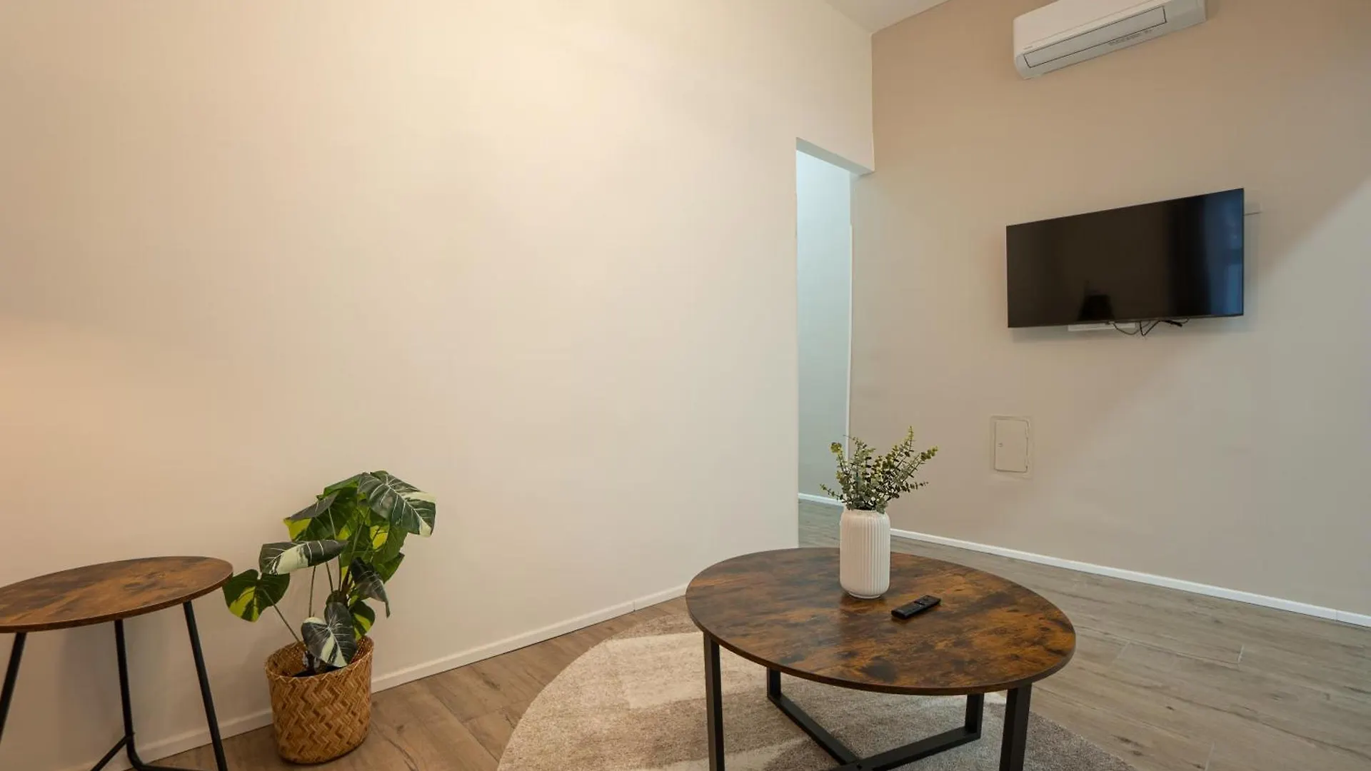71M² Modern Apartment In The Heart Of The City Vienna Austria