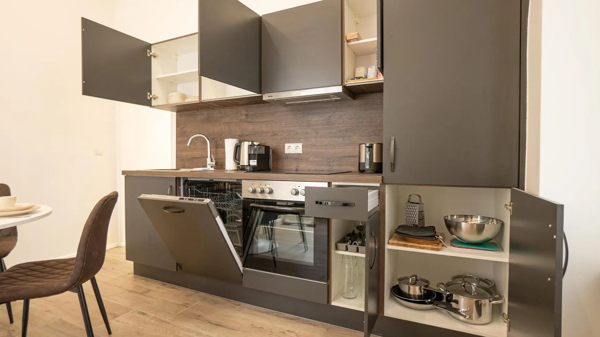 71M² Modern Apartment In The Heart Of The City Vienna Austria